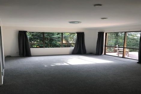 Photo of property in 50b Mirrabooka Avenue, Botany Downs, Auckland, 2010