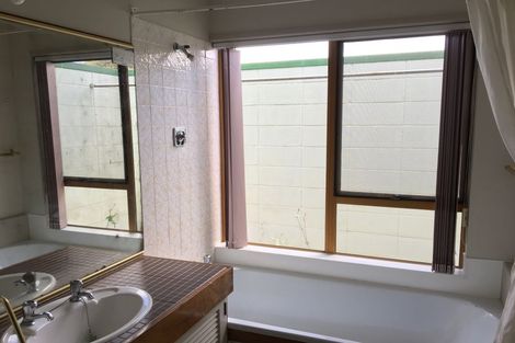 Photo of property in 24 Carlton Crescent, Te Kamo, Whangarei, 0112