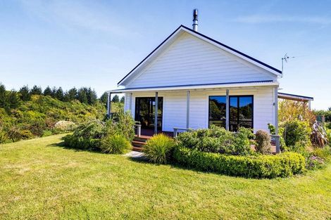 Photo of property in 172 Whakamara Road, Manutahi, Hawera, 4672