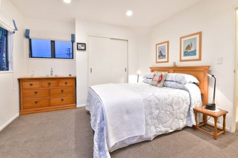 Photo of property in 13 Joydon Place, Stanmore Bay, Whangaparaoa, 0932