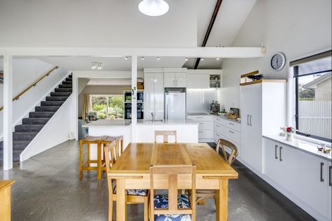 Photo of property in 163 Whirinaki Road, Eskdale, Napier, 4182