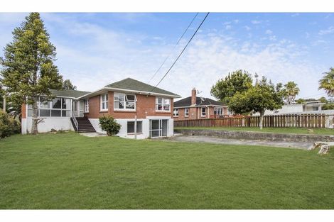 Photo of property in 41 Royal Road, Massey, Auckland, 0614