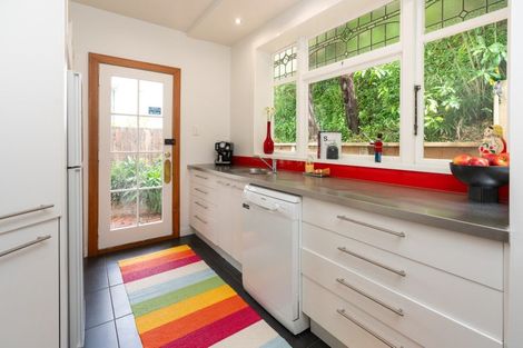 Photo of property in 2 Ascot Street, Thorndon, Wellington, 6011