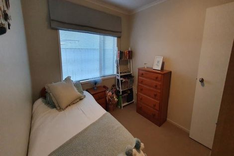 Photo of property in 2/240 Old Farm Road, Hillcrest, Hamilton, 3216