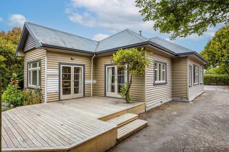 Photo of property in 100 Innes Road, St Albans, Christchurch, 8052