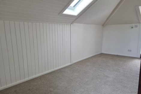 Photo of property in 24 Weld Street, Martinborough, 5711