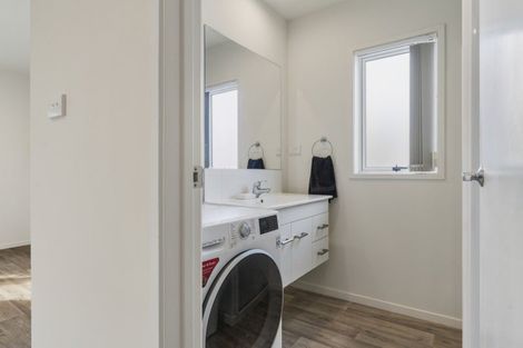 Photo of property in 11 Kamahi Crescent, Papamoa Beach, Papamoa, 3118