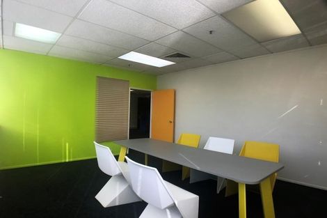 Photo of property in 300 Queen Sh25 Street, Thames, 3500