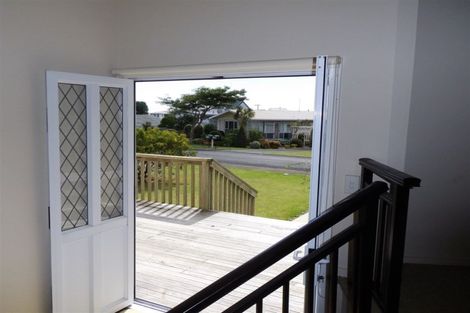 Photo of property in 39 West Crescent, Te Puru, Thames, 3575