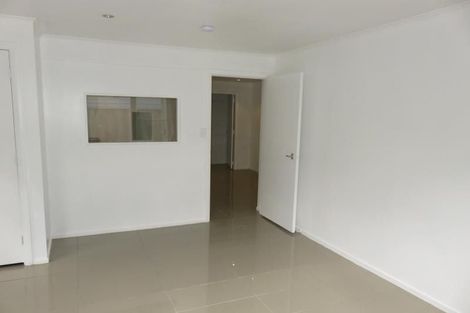 Photo of property in 31 Helston Road, Johnsonville, Wellington, 6037