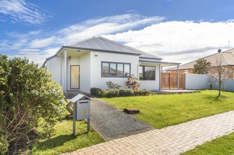Photo of property in 29 Clearview Drive, Milson, Palmerston North, 4414