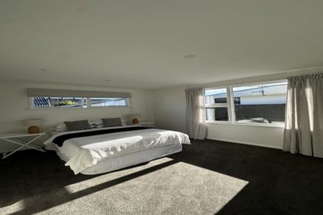 Photo of property in 19 Talltree Avenue, Avonhead, Christchurch, 8042