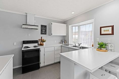 Photo of property in 7 Kaipara Court, Highbury, Palmerston North, 4412