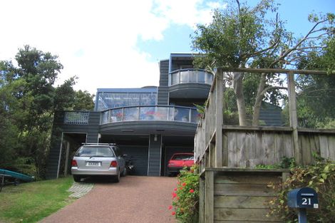 Photo of property in 21 Telephone Road, Birkenhead, Auckland, 0626