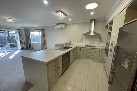 Photo of property in 6 Mana Place, Poraiti, Napier, 4112