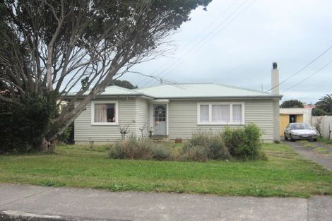 Photo of property in 121 Tilley Road, Paekakariki, 5034