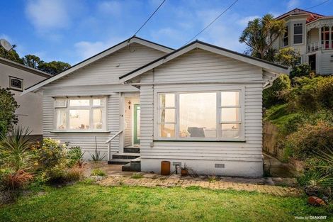 Photo of property in 67 Friend Street, Karori, Wellington, 6012