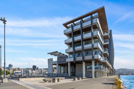 Photo of property in Clyde Quay Wharf, 1a/7 Clyde Quay Wharf, Te Aro, Wellington, 6011