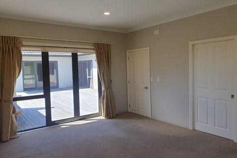 Photo of property in 38 Rochfort Road, Havelock North, 4130