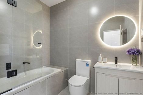 Photo of property in 12 Taukahiwi Road, Pukekohe, 2120