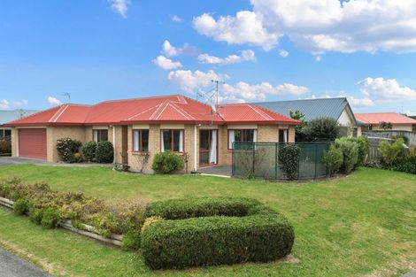 Photo of property in 42 Northmeadow Drive, Rototuna, Hamilton, 3210