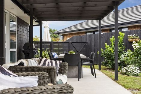 Photo of property in 17 Blanche Road, Papamoa Beach, Papamoa, 3118