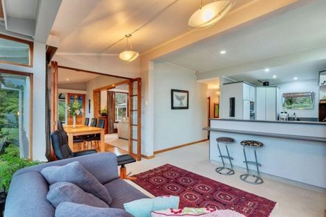 Photo of property in 431 Titirangi Road, Titirangi, Auckland, 0604