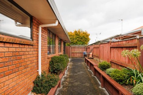 Photo of property in 197 Ruapehu Drive, Fitzherbert, Palmerston North, 4410