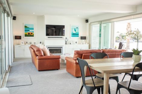 Photo of property in 30 Arawa Lane, Whitianga, 3510