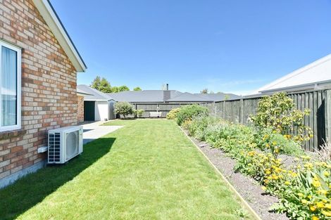 Photo of property in 15 Sycamore Close, Rangiora, 7400