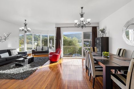 Photo of property in 11f Duncan Street, Tawa, Wellington, 5028