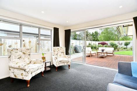 Photo of property in 27 Carmichael Street, Rangiora, 7400