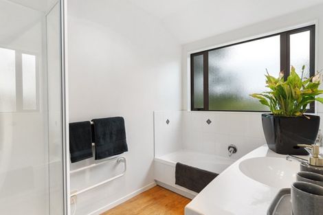 Photo of property in 30 Marire Drive, Ohauiti, Tauranga, 3112