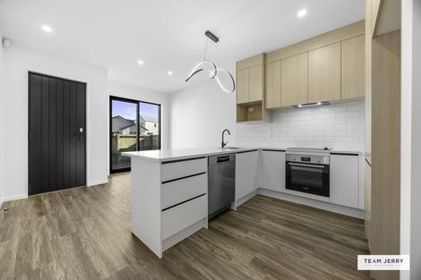 Photo of property in 36 Stableford Crescent, Opaheke, 2113