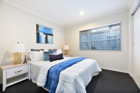 Photo of property in 12 Lockyer Road, Kumeu, 0810