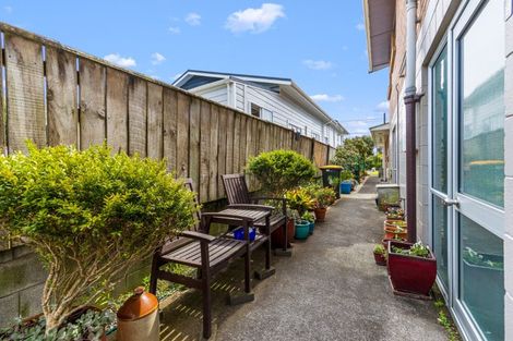 Photo of property in 80b Buller Street, New Plymouth, 4312