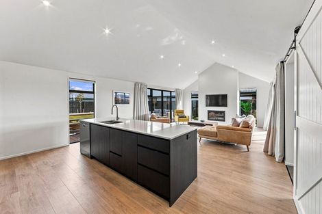Photo of property in 24 Edward Law Boulevard, Prebbleton, 7604