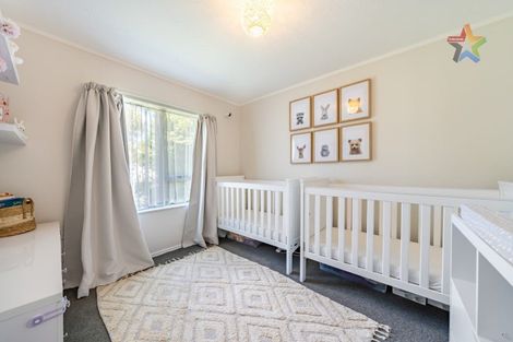 Photo of property in 3 Kaitangata Crescent, Kelson, Lower Hutt, 5010