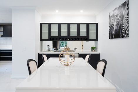 Photo of property in 100 Melksham Drive, Churton Park, Wellington, 6037