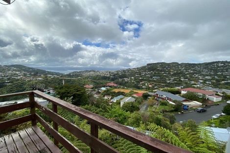 Photo of property in 5a Jerome Way, Crofton Downs, Wellington, 6035