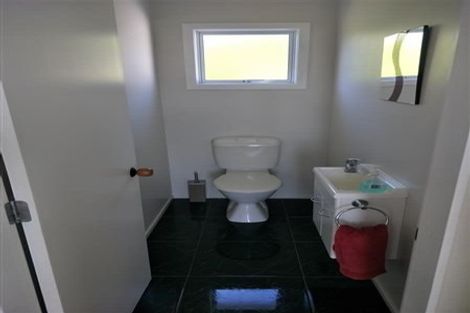 Photo of property in 8 Walmer Grove, Bell Block, New Plymouth, 4312