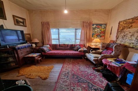 Photo of property in 5 Anderson Street, Eketahuna, 4900