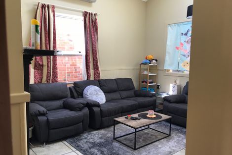 Photo of property in 11 Lawrence Street, Mornington, Dunedin, 9011