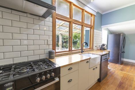 Photo of property in 17 Hekeao Road, Surrey Hills, Ashburton, 7778