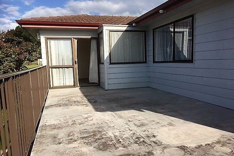 Photo of property in 19 Ransom Smyth Drive, Goodwood Heights, Auckland, 2105