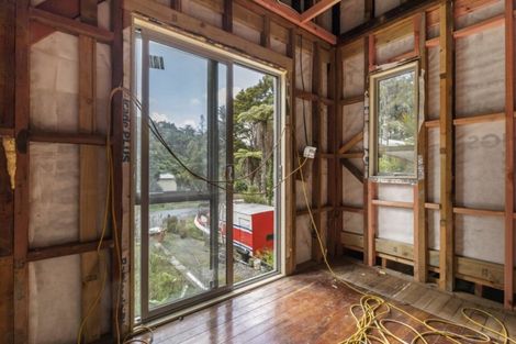 Photo of property in 37 Western Road, Laingholm, Auckland, 0604