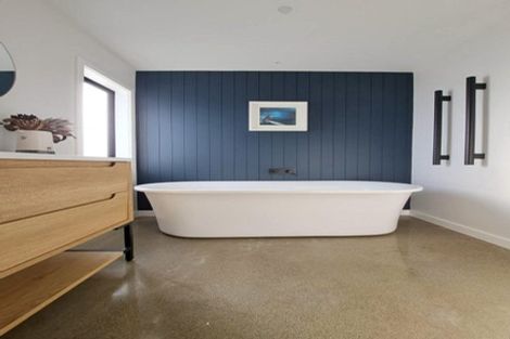 Photo of property in 6 Allans Way, Waiuku, 2123