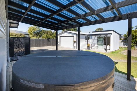 Photo of property in 8 Cousins Avenue East, Foxton Beach, Foxton, 4815