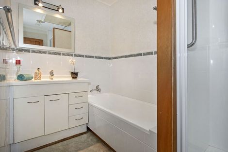 Photo of property in 21b Lupton Avenue, Kensington, Whangarei, 0112