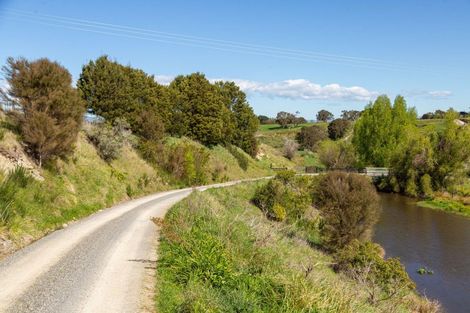 Photo of property in 769 State Highway 2, Opaki, Masterton, 5881
